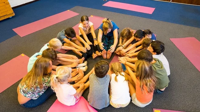 Cours yoga pour enfants